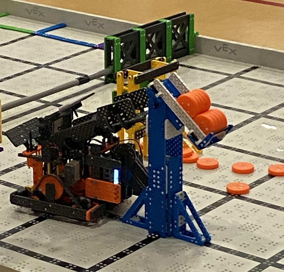 VEX - Welcome to HACK Robotics Academy